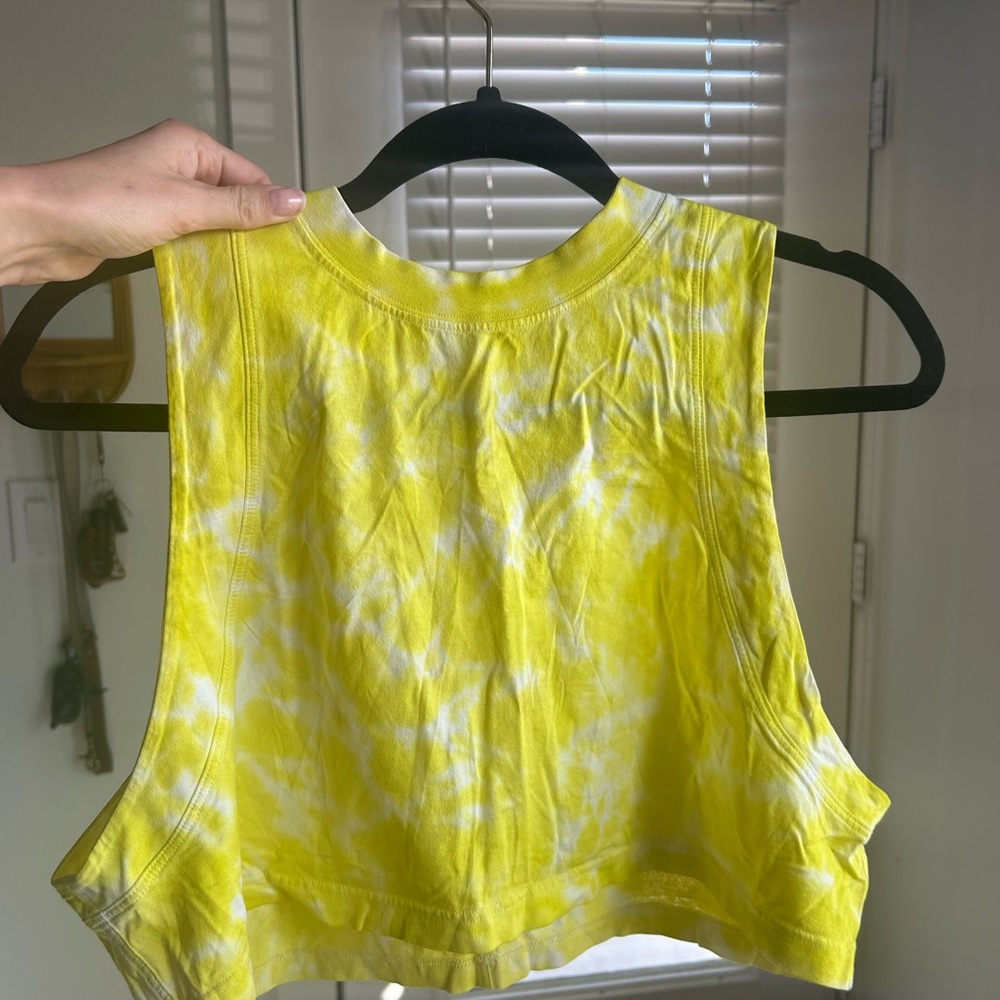 Lululemon neon Tie-Dye Women's Crop Top